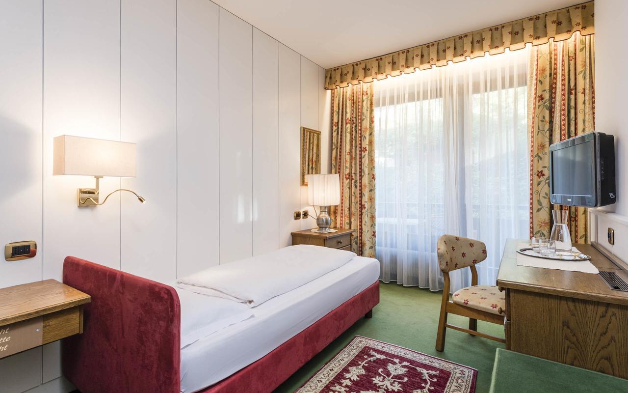 Hotel Gruener Baum Bressanone Kültér fotó