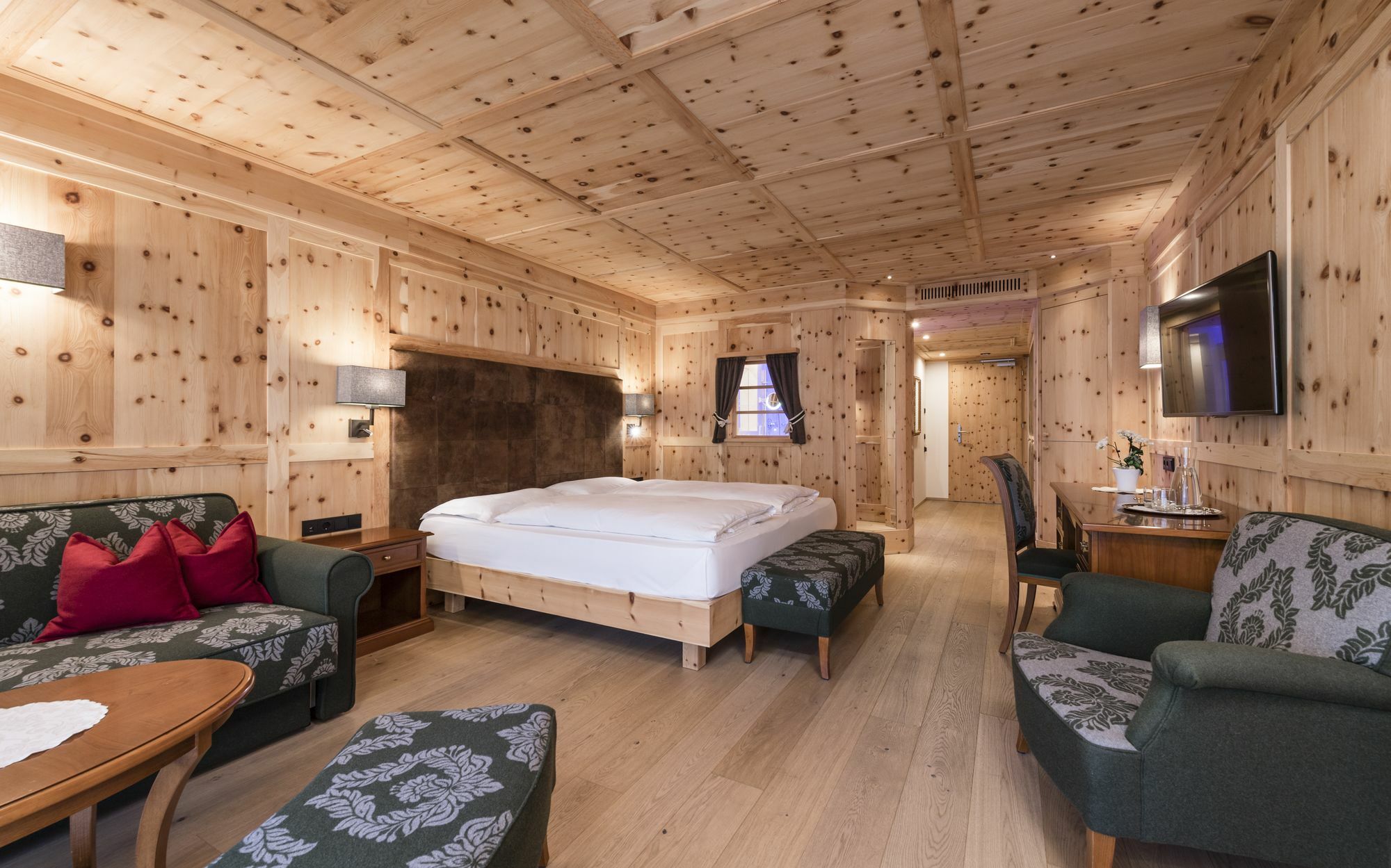 Hotel Gruener Baum Bressanone Kültér fotó